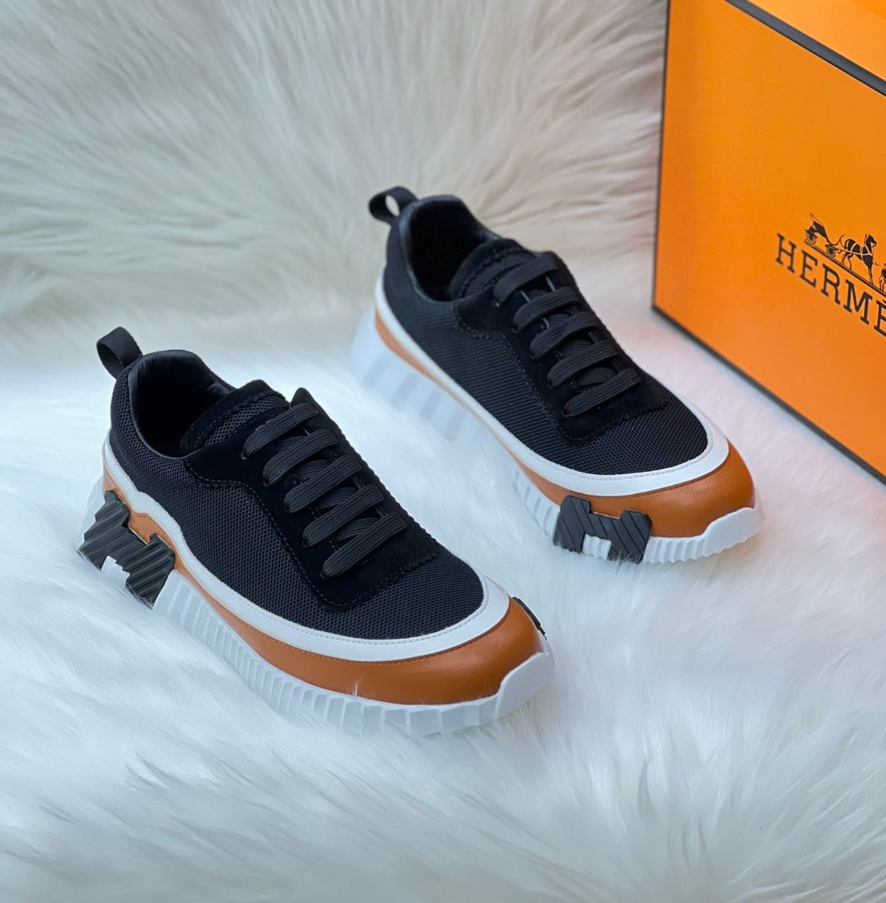 Hermes bouncing sneaker